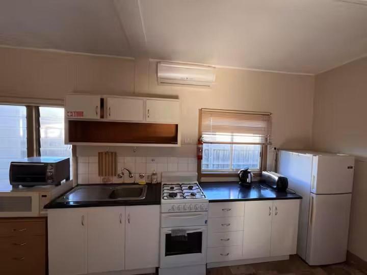 Kickback Cottages Lakes Entrance Εξωτερικό φωτογραφία